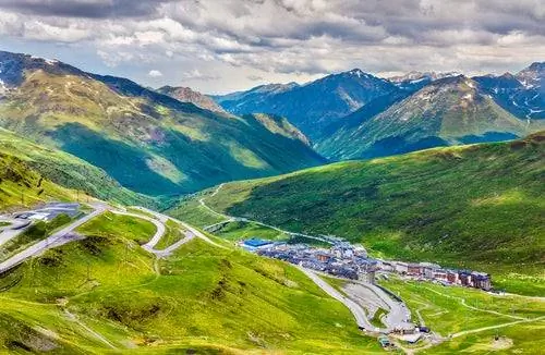 Проход дома в Андорре Проход дома в Андорре