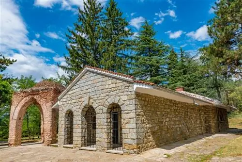 Фракийский курган в Каланзалке