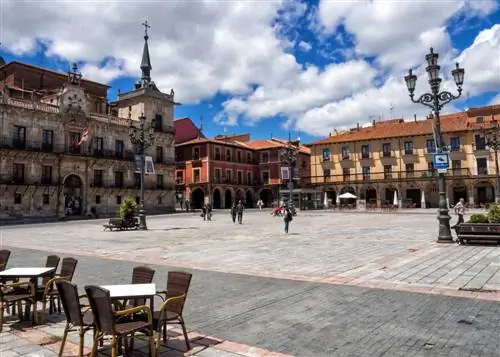 Plaza MAyor, где попробовать тапас в Леоне