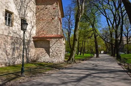 Парк Планты - одно из самых посещаемых мест Кракова.