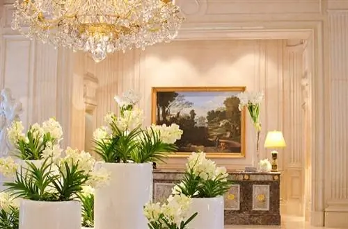 Отель Four Seasons George V