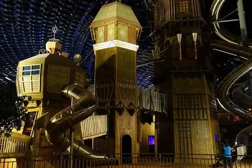 IMG Worlds of Adventure, один из самых невероятных парков развлечений.