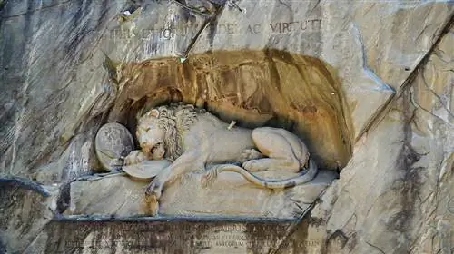 Лев Люцерна
