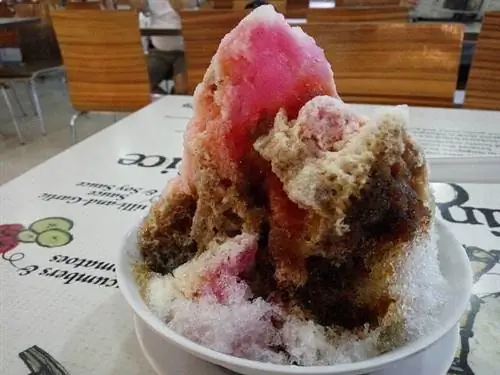Ледяной каканг, малазийский десерт