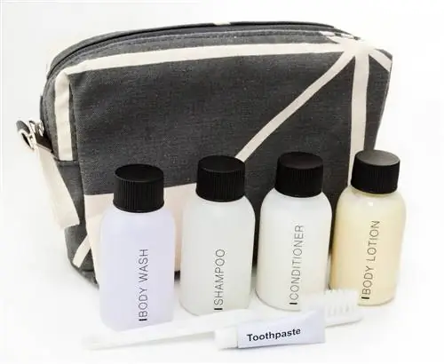 Несессер для чемодана