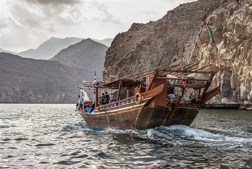 Мусандам-фьорд в Хасабе