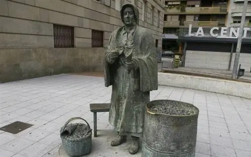 Памятник каштану в Оренсе