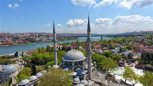 Район Эйюп с мечетью Район Эйюп с мечетью
