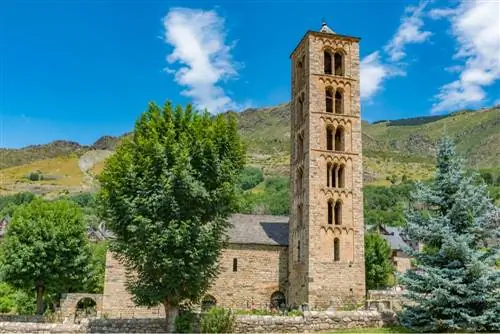 Сан-Климент де Тауль, образец каталонского романского стиля.