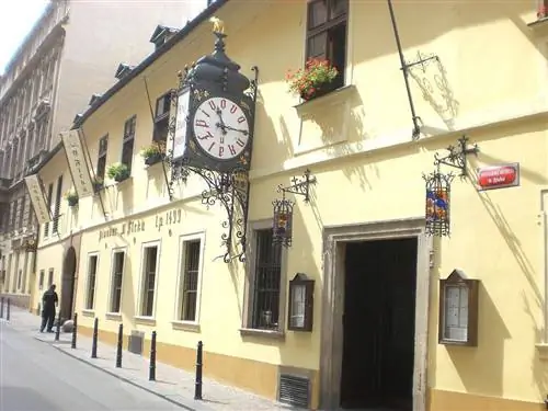 U Fleku, один из старейших баров Праги.