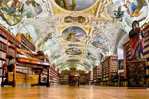 11 самых потрясающе красивых библиотек мира