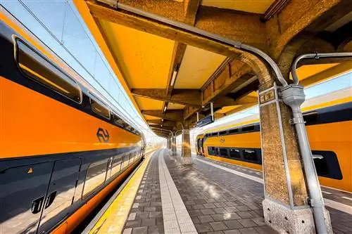 4-маастрихт-TRAINTRAVEL-shutterstock_2072242646