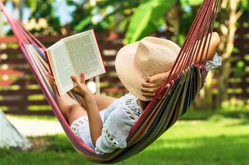 10 книг для чтения летом на карантине