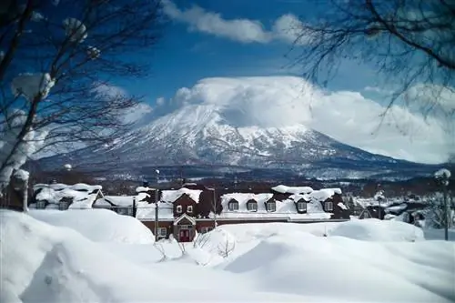 10 самых крутых ледяных отелей мира