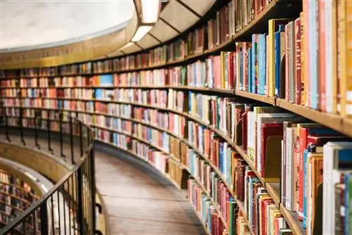16 книг, которые вдохновят вас на путешествия этой осенью