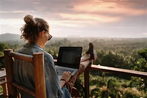 Советы по экономии денег для жизни за границей, от 12 человек, которые уже сделали переезд