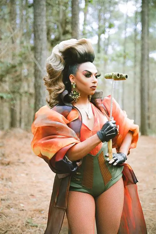 Драг-королевы в карантине-10