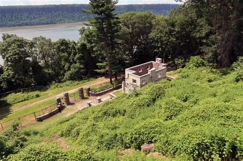 Тайная сатанинская история садов Унтермайер в Нью-Йорке