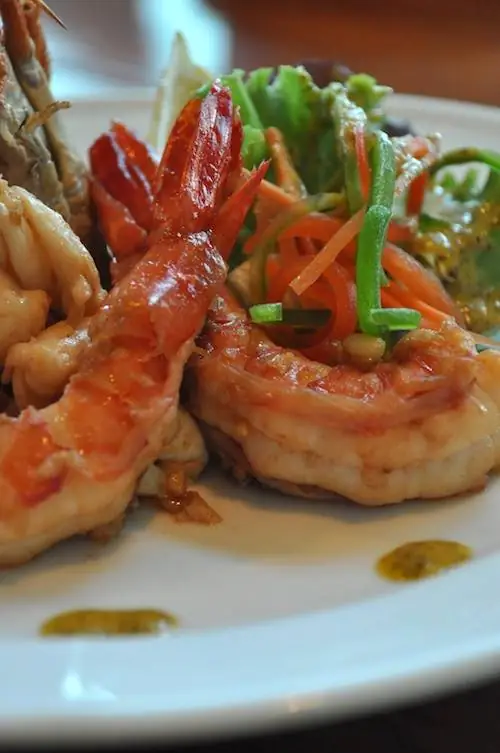 Целующиеся кузены