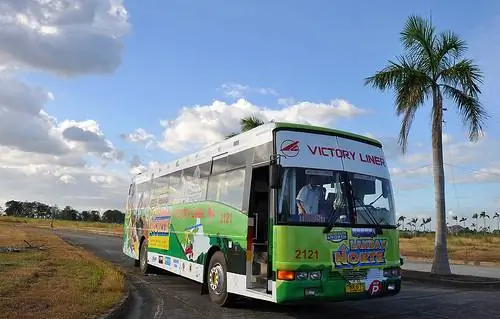 Автобус Lakbay Norte Victory Liner, также известный как The Freezer