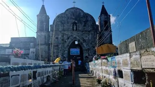 Фотопрогулка по старому кладбищу со смартфоном Nokia Lumia 1020 PureView Camera