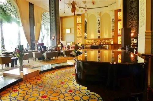 Вестибюль отеля