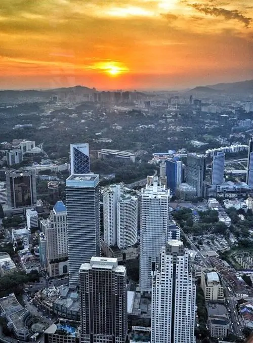 Вид на закат с башни KL