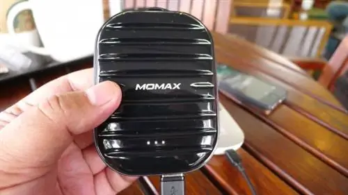 Момакс iPower Go Power Bank