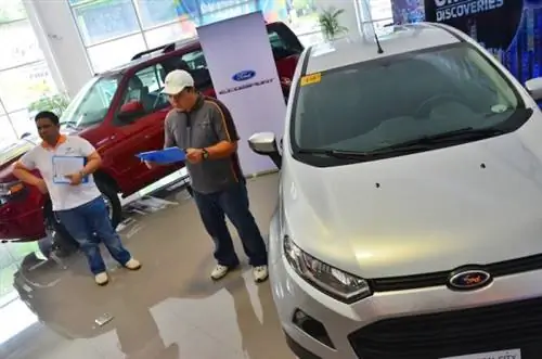 Брифинг о гонке в штаб-квартире Ford