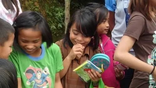 Счастливые дети - Джоко де Хесус