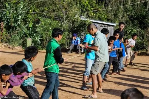 перетягивание каната - Гадз Санчес