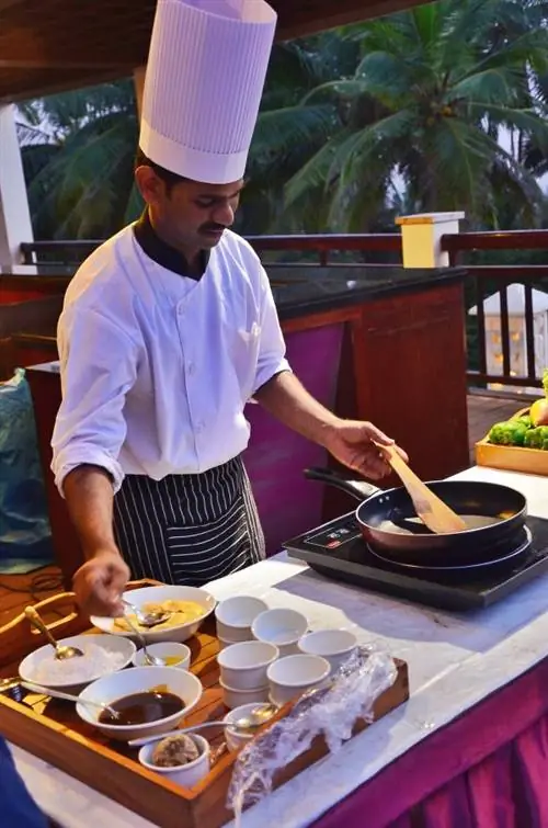 Уроки индийской кулинарии в отеле Turtle on the Beach