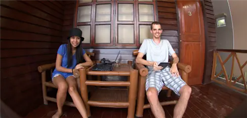 Режим работы на пляже в Эль-Нидо, Палаван