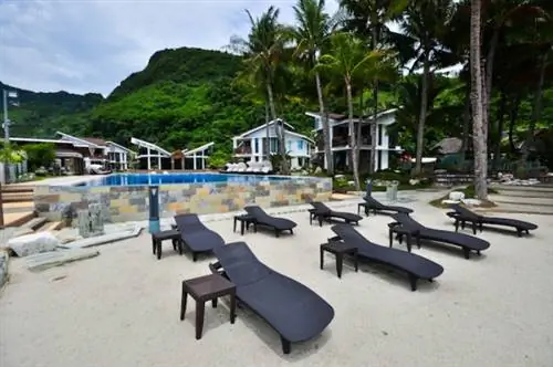 Курортный отель Infinity с видом на пляж