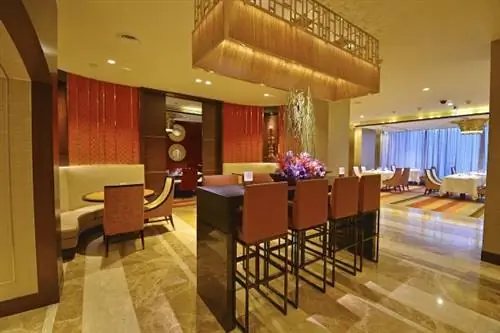 Просторный ресторан