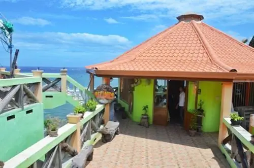 Ресторан Octagon в Батанесе