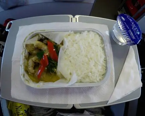 питание на борту Air Asia