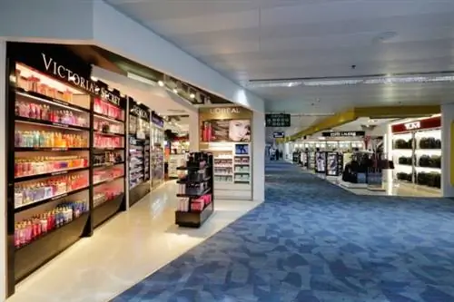 Магазины беспошлинной торговли в зоне вылета NAIA T1