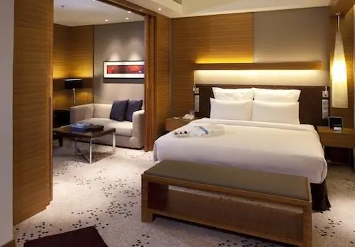 Улучшенный номер бизнес-класса @ Radisson Blu Cebu