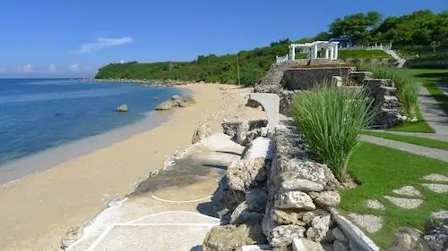 Пляжный клуб Поро Пойнт