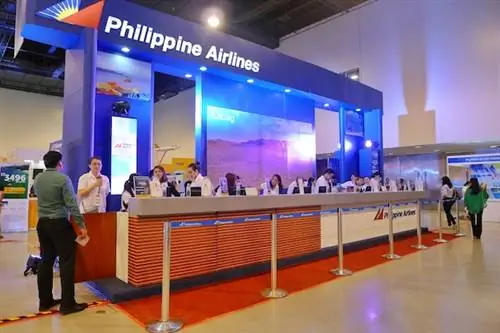 Стенд Филиппинских авиалиний