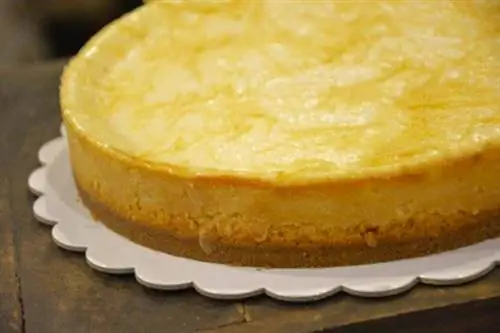 чайная ложка кесо де бола крупным планом