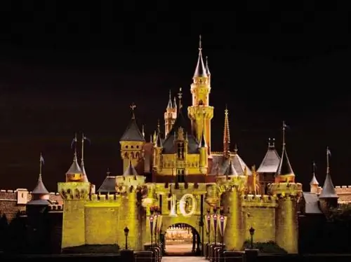 Проекция замка Момент сумерек