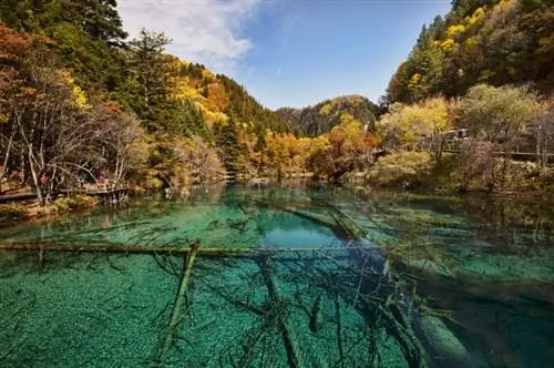 Самые красивые места Озеро Пяти Цветов