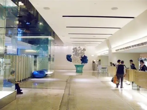 Обзор отеля L'Hotel Island Южное лобби