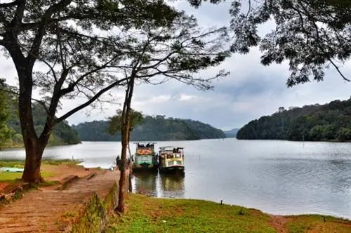 Озеро Перияр