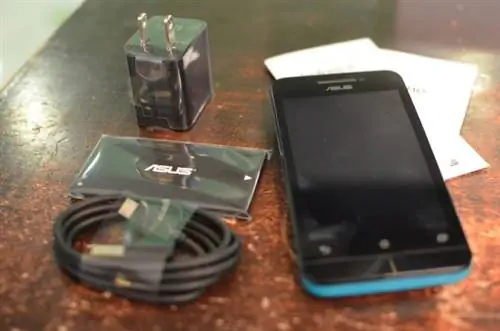 Смартфон Зенфон 4