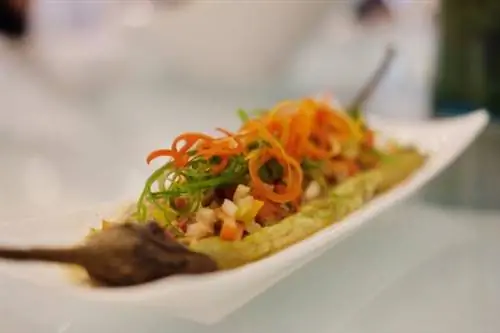 Энсаладанг Талонг