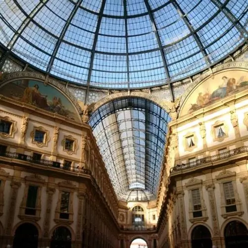Стеклянная купольная крыша Виттори Иммануэле II - экскурсия по Милану за один день