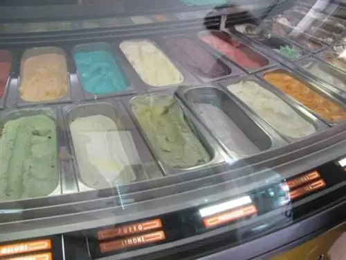 Выбор мороженого Gelateria Angelo